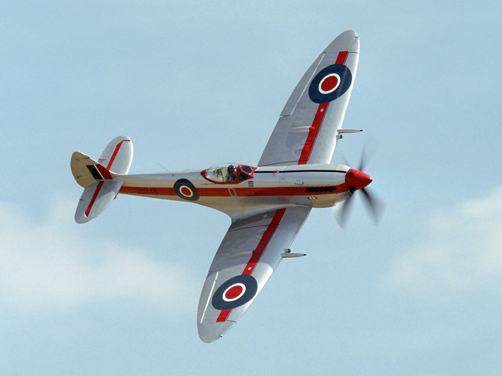 Supermarine Spitfire, Flying Legends, Duxford, England.  Click for next photo.
