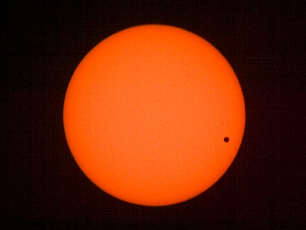 No mistaking where to look.  Venus Transit, June 8, 2004.  Click for next photo.