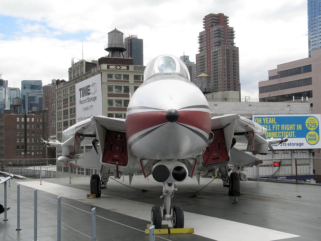F-14 Tomcat, USS Intrepid, New York City.  Click for next photo.