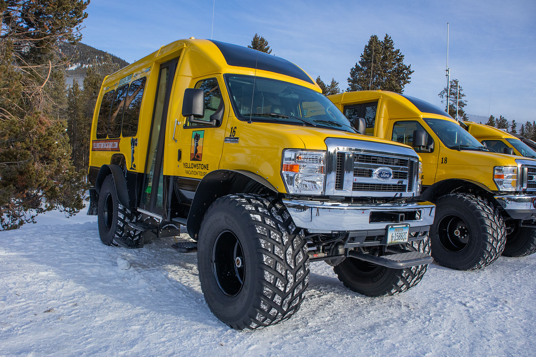 Yellowstone snow coach.  Click for next photo.