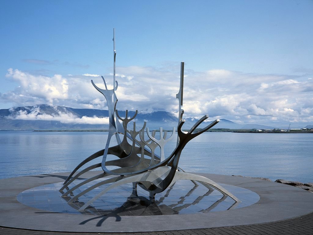 Viking ship sculpture in Reykjavík, Iceland, 2003.  Scanned from 6x9 medium format slide.  Click for next photo.