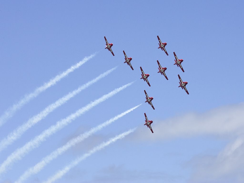 Canadian Snowbirds.  Click for next photo.