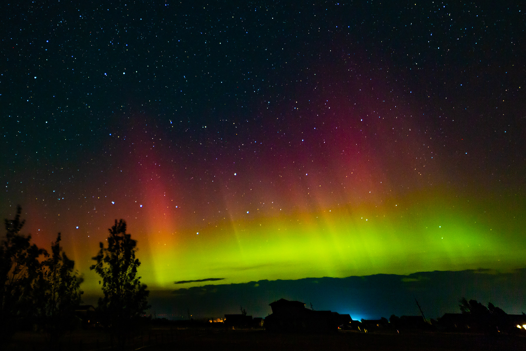 Northern Lights, Red Lodge, MT.  Click for next photo.