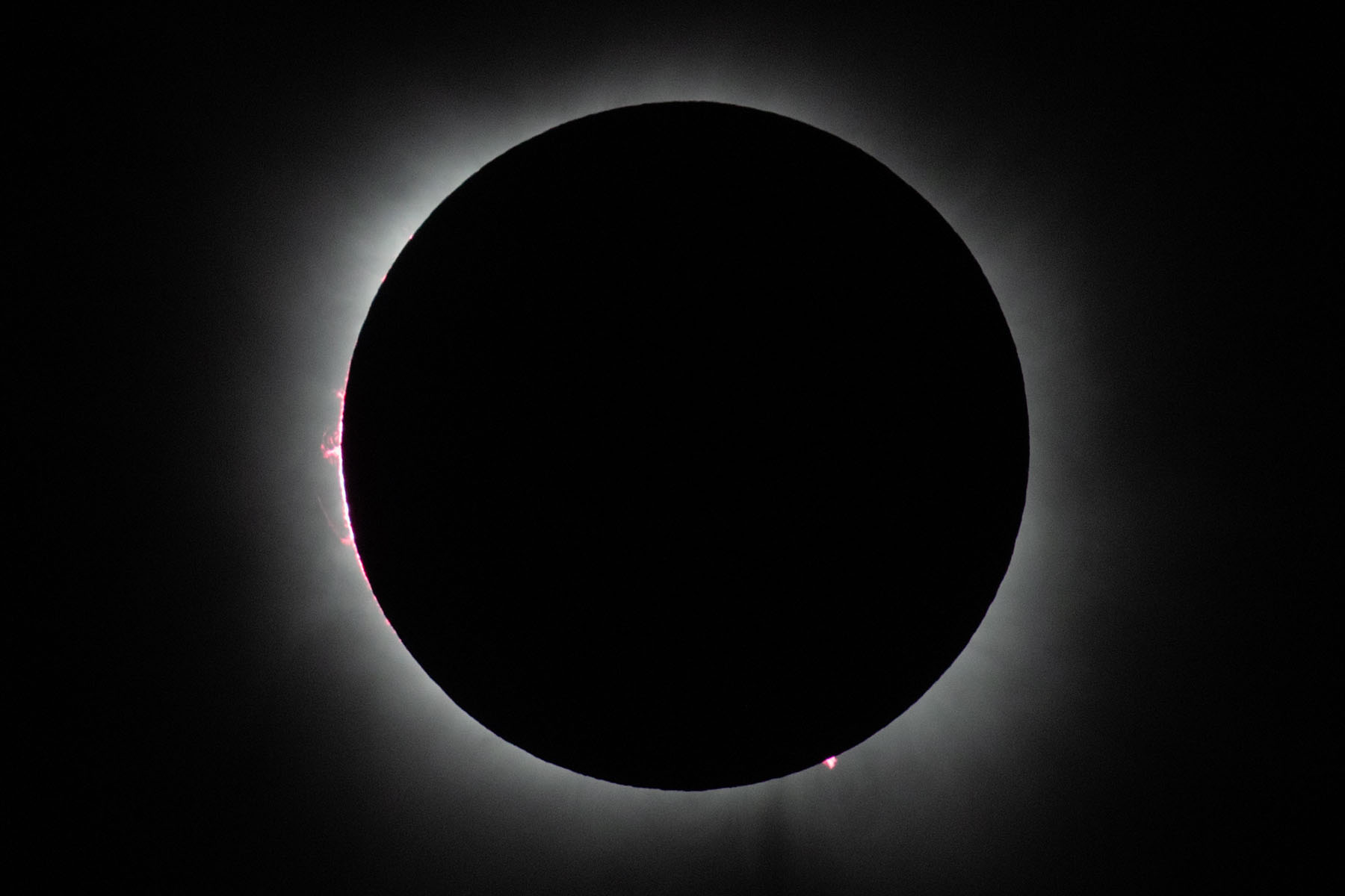 Totality.  Click for next photo.