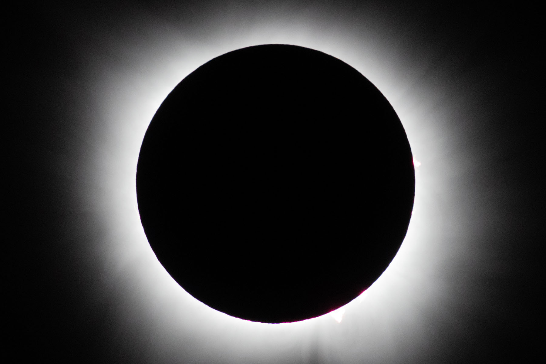 Totality, slower exposure to show corona.  Click for next photo.