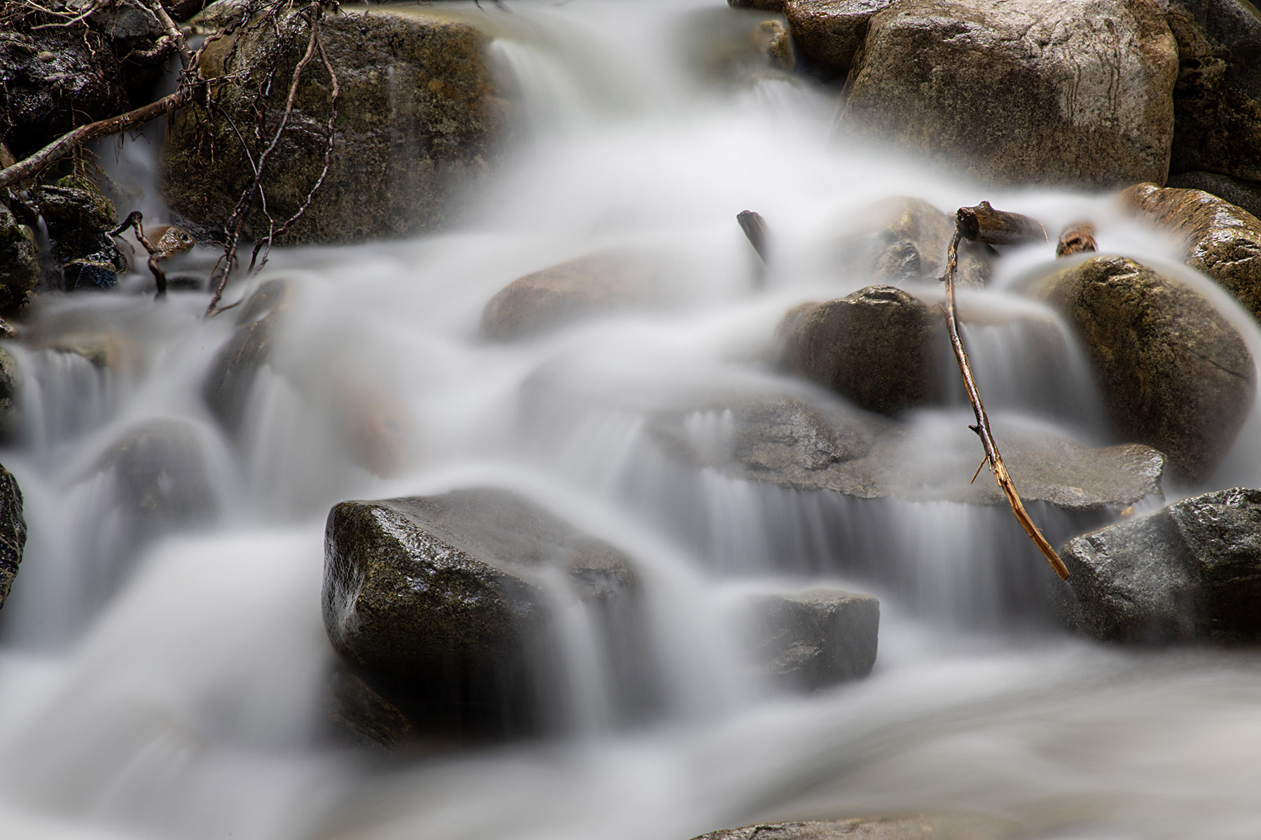 Snow Creek, 13 second exposure.  Compare to next image.  Click for next photo.
