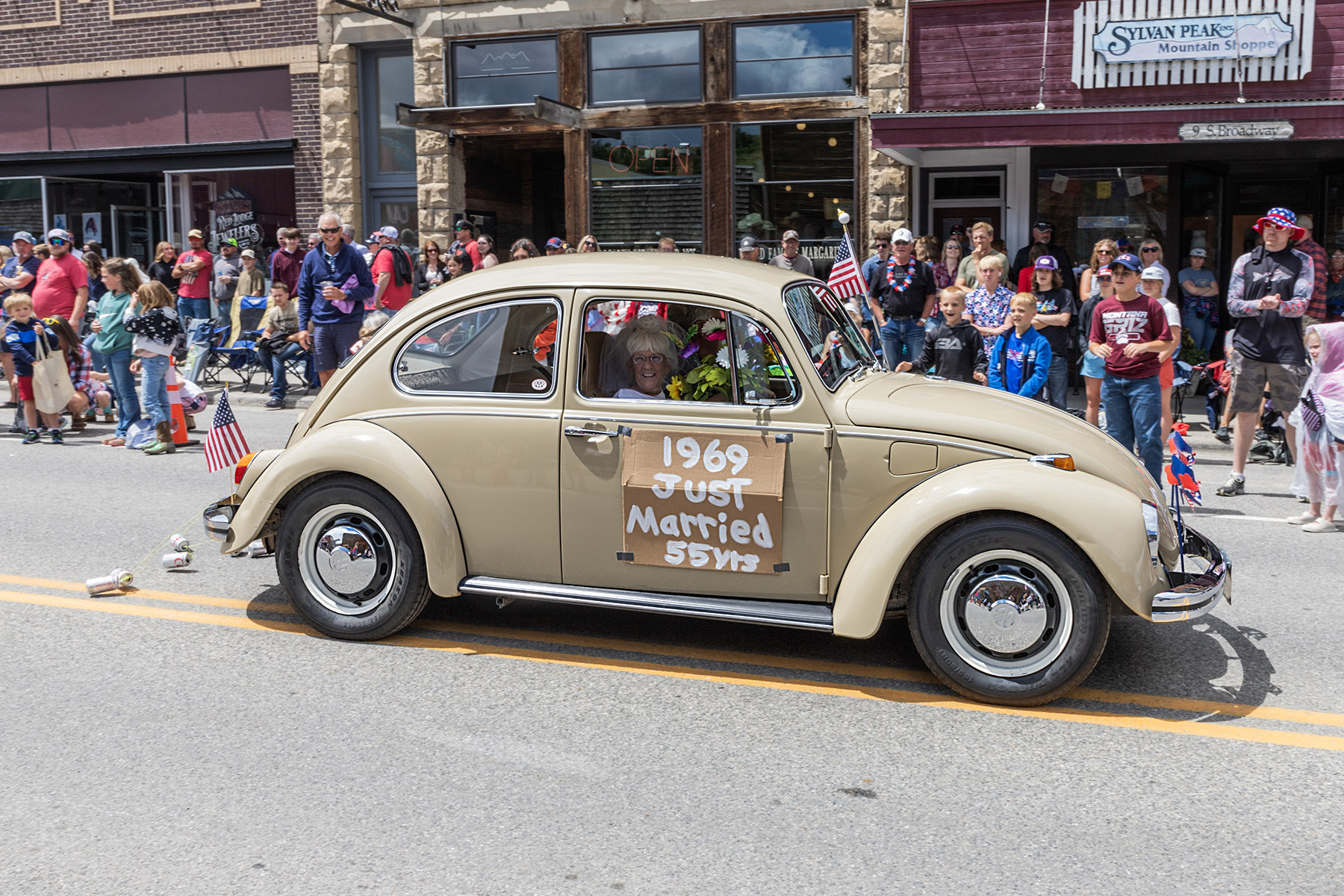 Home of Champions Rodeo Parade, Love Bug.  Click for next photo.